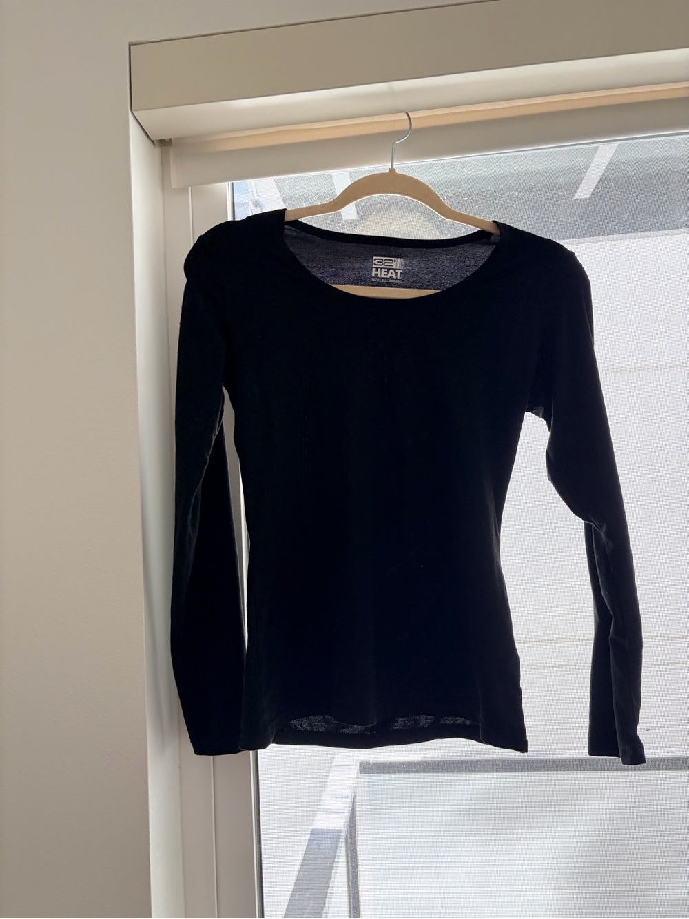 Women’s Basic Long-Sleeve Top